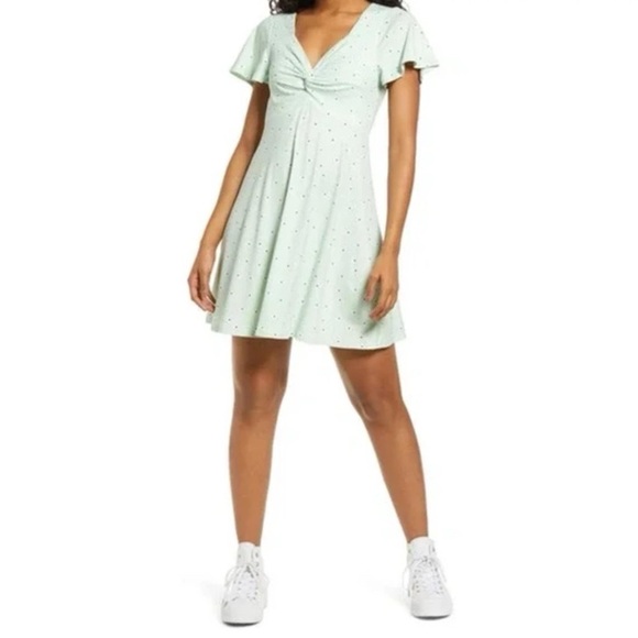 bp Dresses & Skirts - Bp Women’s Green Daisy Dress - XS